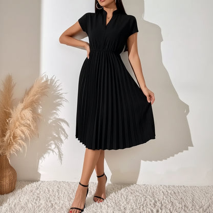 Elegant Maxi Style Pleated Midi Dresses