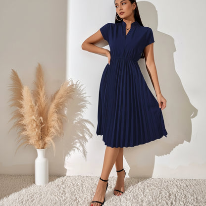 Elegant Maxi Style Pleated Midi Dresses