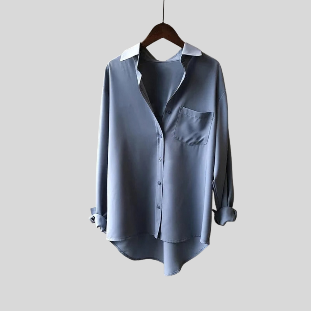 Minimal Buttoned Blouse