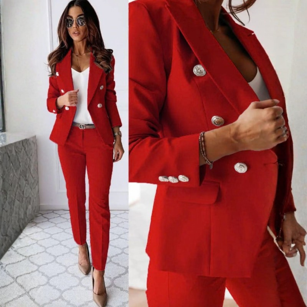 Sleek Double Breasted Suit