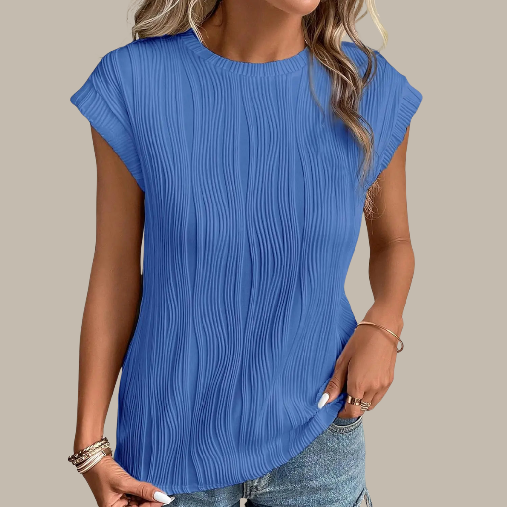 Breathable Pleated Crewneck Shirt