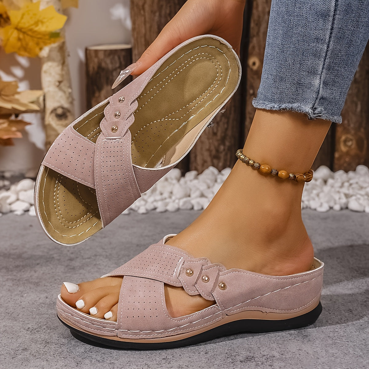 Perforated Wedge Comfort Slides