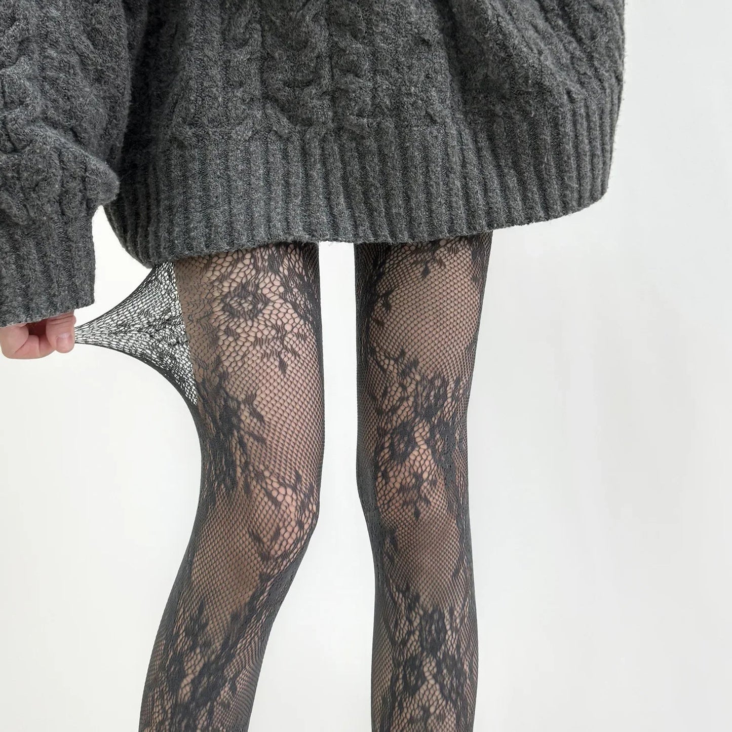 Chic Lace Tights - Elegant Floral Design with Comfortable Fit and Great Elasticity 4