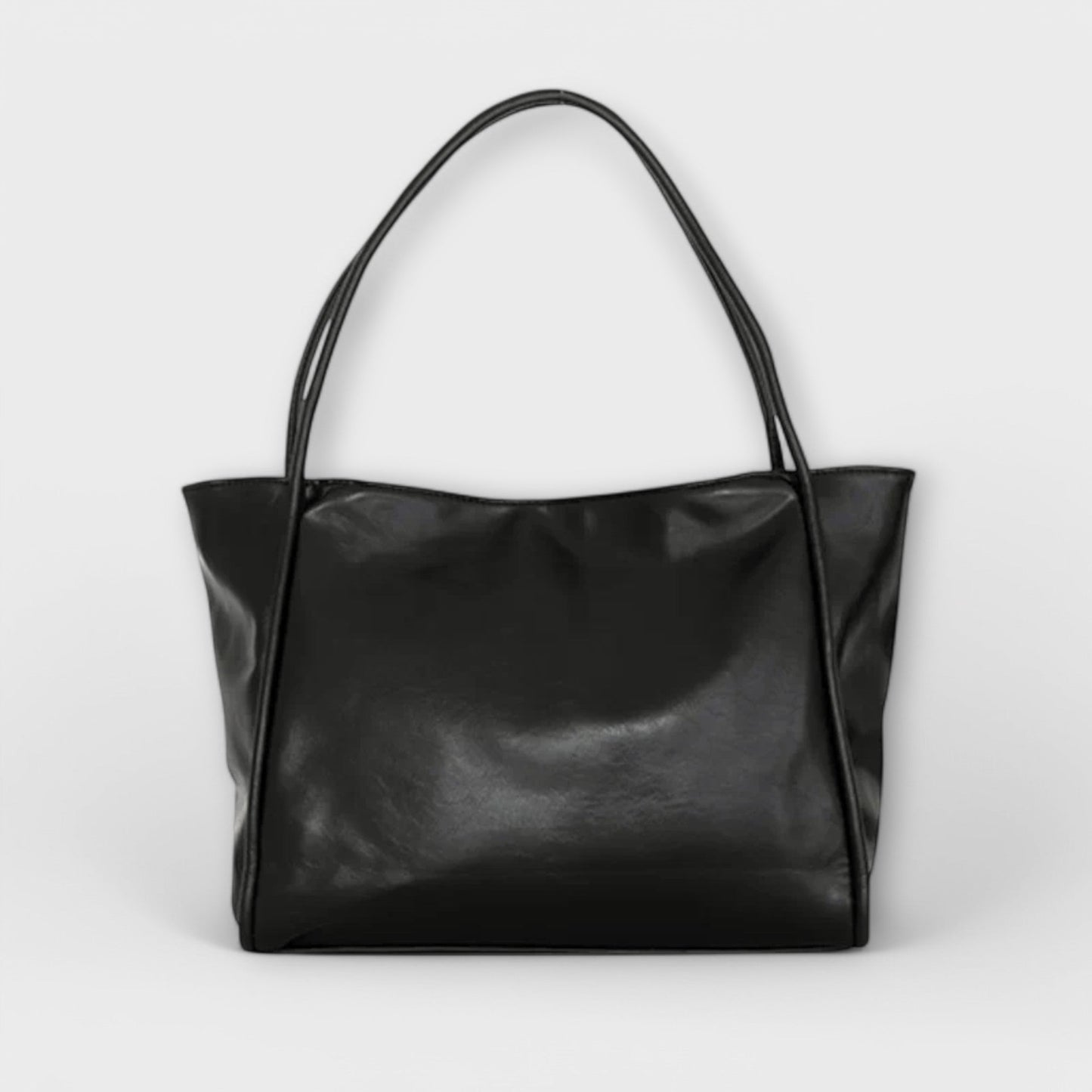 Classic Everyday Carry Handbag with Spacious Design for Effortless Summer Style 0