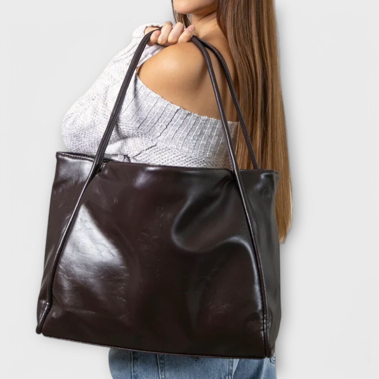 Classic Everyday Carry Handbag with Spacious Design for Effortless Summer Style 6