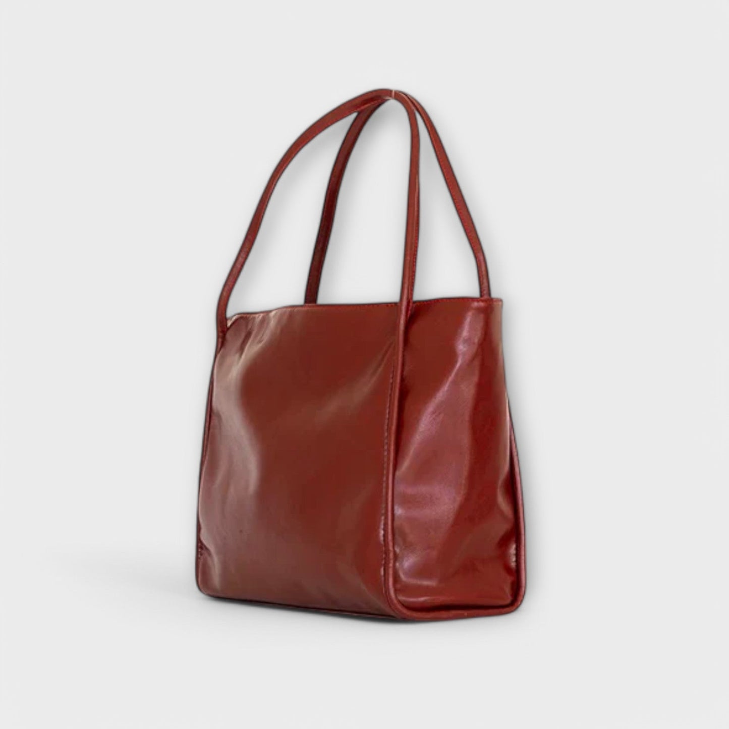 Classic Everyday Carry Handbag with Spacious Design for Effortless Summer Style 7