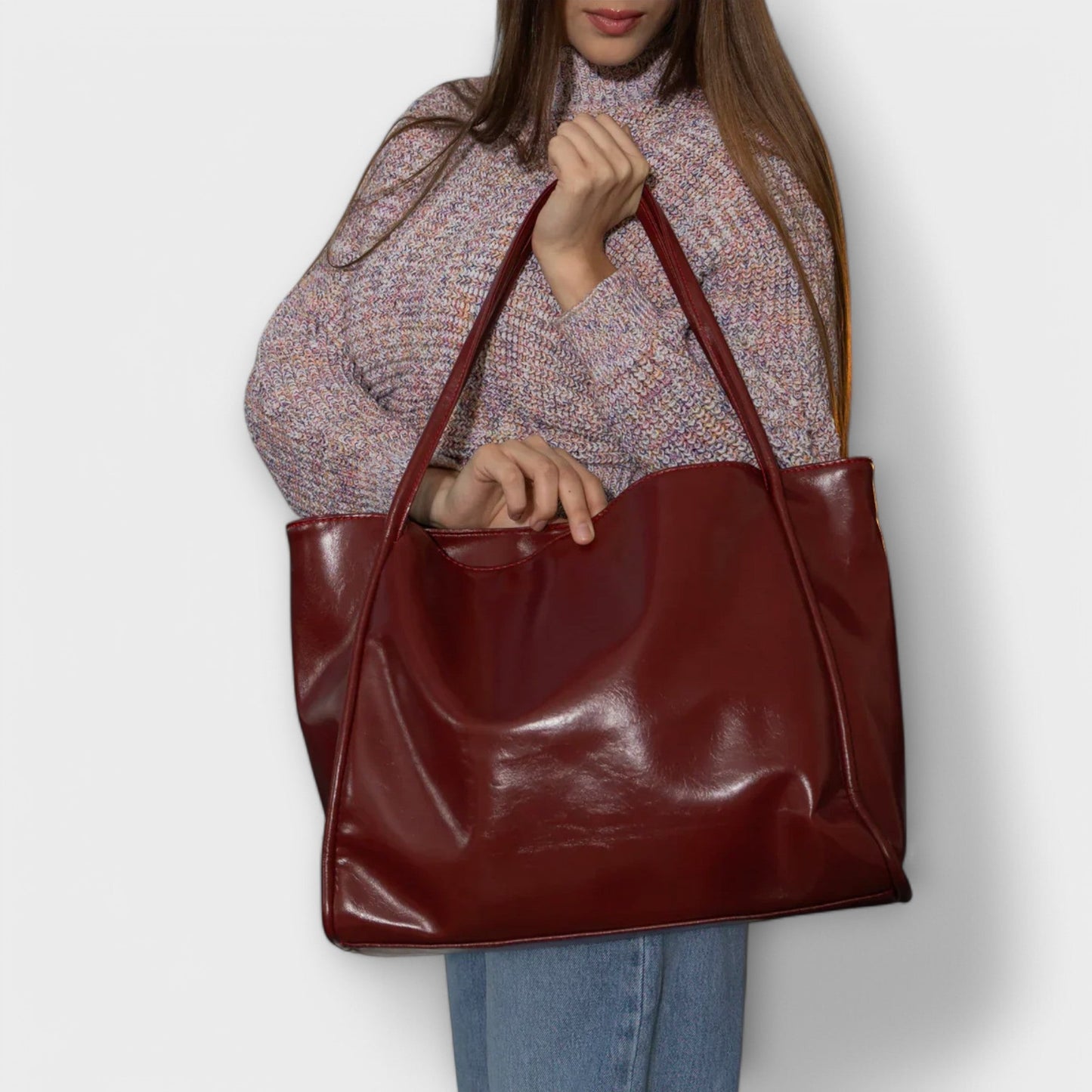 Classic Everyday Carry Handbag with Spacious Design for Effortless Summer Style 8