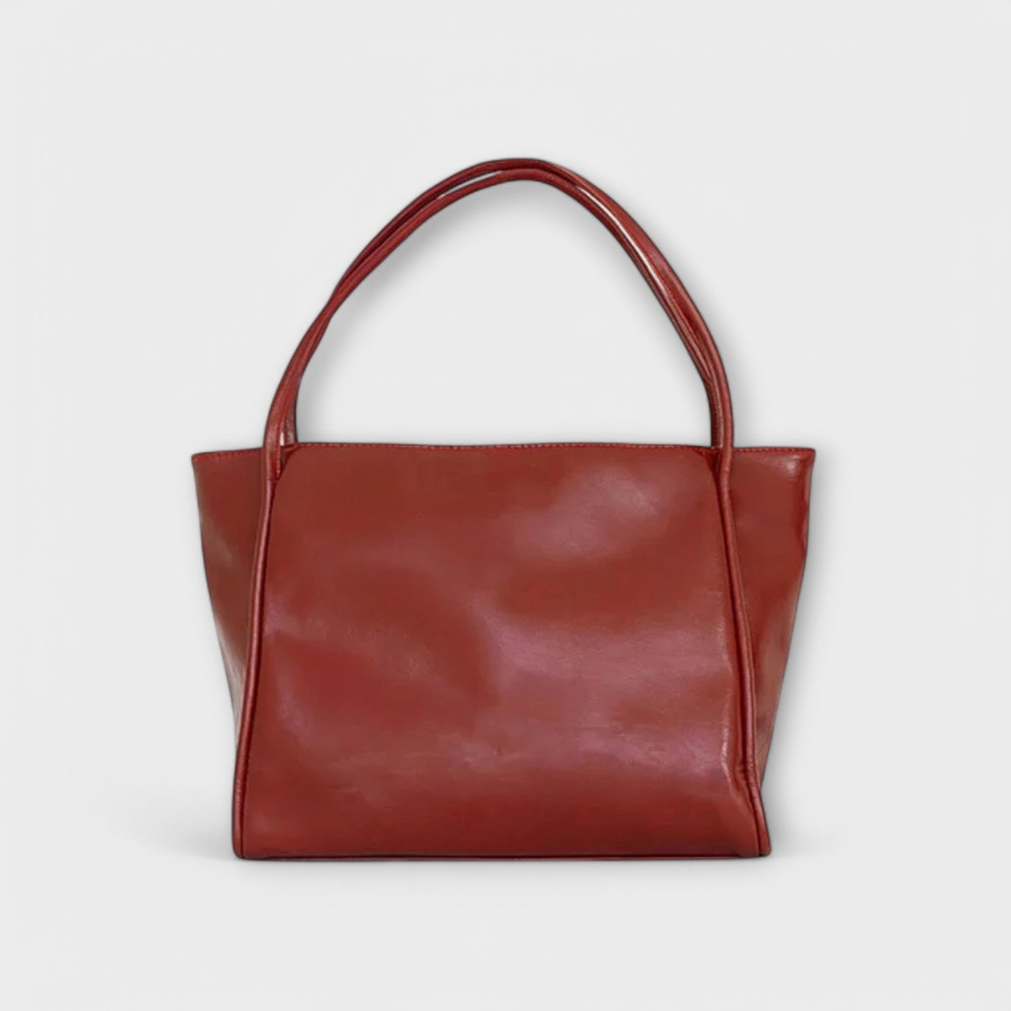 Classic Everyday Carry Handbag with Spacious Design for Effortless Summer Style 9