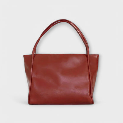 Classic Everyday Carry Handbag with Spacious Design for Effortless Summer Style 9