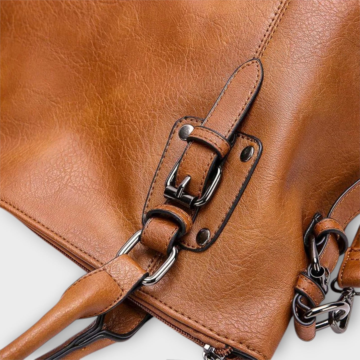 Classic Everyday Handbag with Structured Design for Timeless Summer Style 2