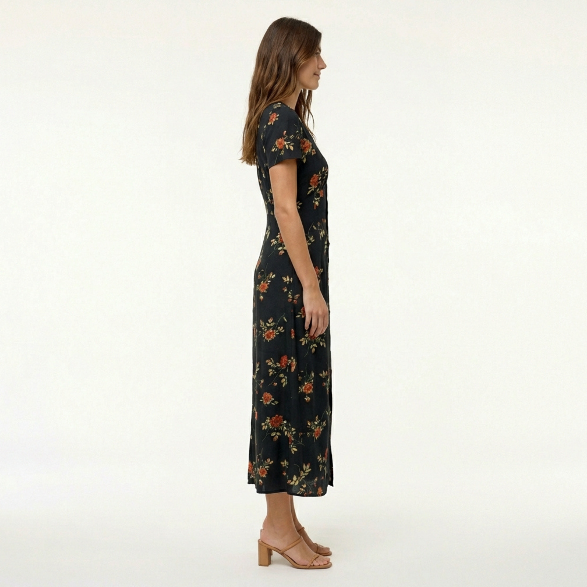 Elegant Black Floral Maxi Dress - Lightweight Summer Dress with V-Neck & Short Sleeves 1