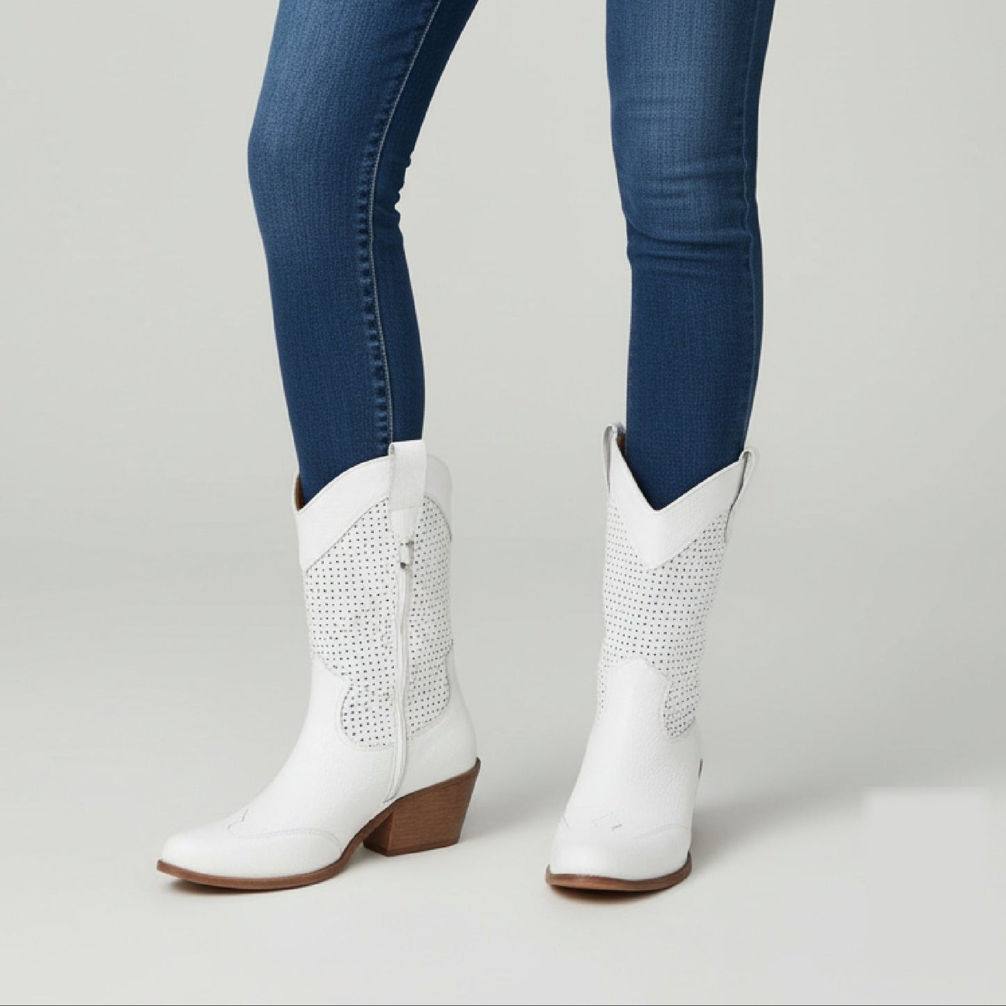 Elegant High Leather Cowboy Boots for Timeless Style and Comfort 7