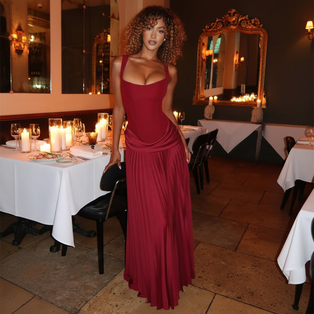 Elegant Maxi Dress with Modern Pleated Design for Summer Events 8