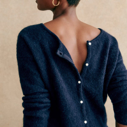 Lightweight Acrylic Cardigan Sweater for Effortless Everyday Layering 9