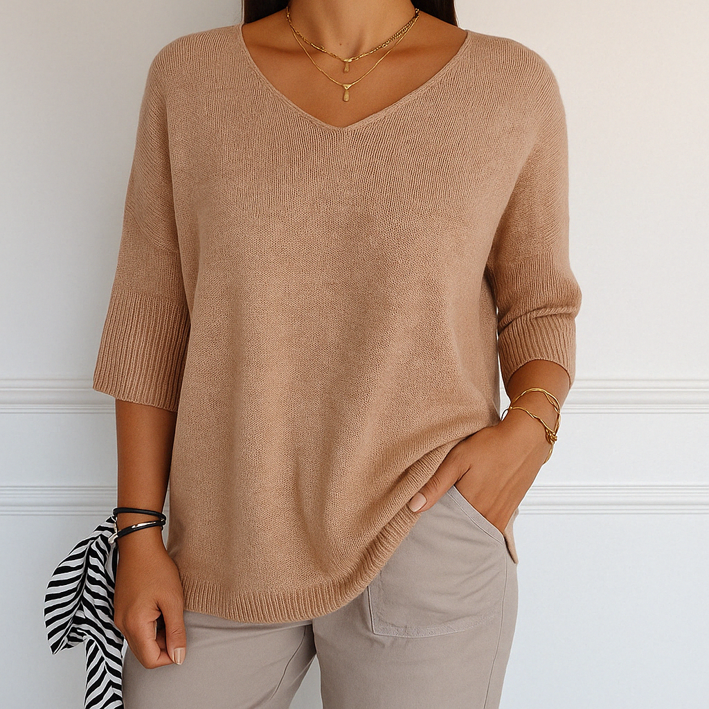 V-Neck Short Sleeve Women's Sweater in Lightweight Fabric for Effortless Summer Style 1