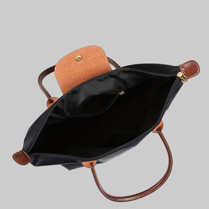 Polished Structured Shoulder Bag