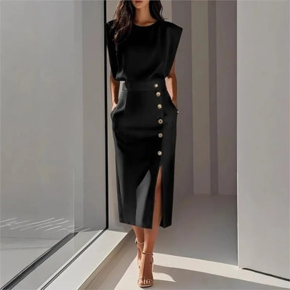 Chic Midi Dress Side Slit