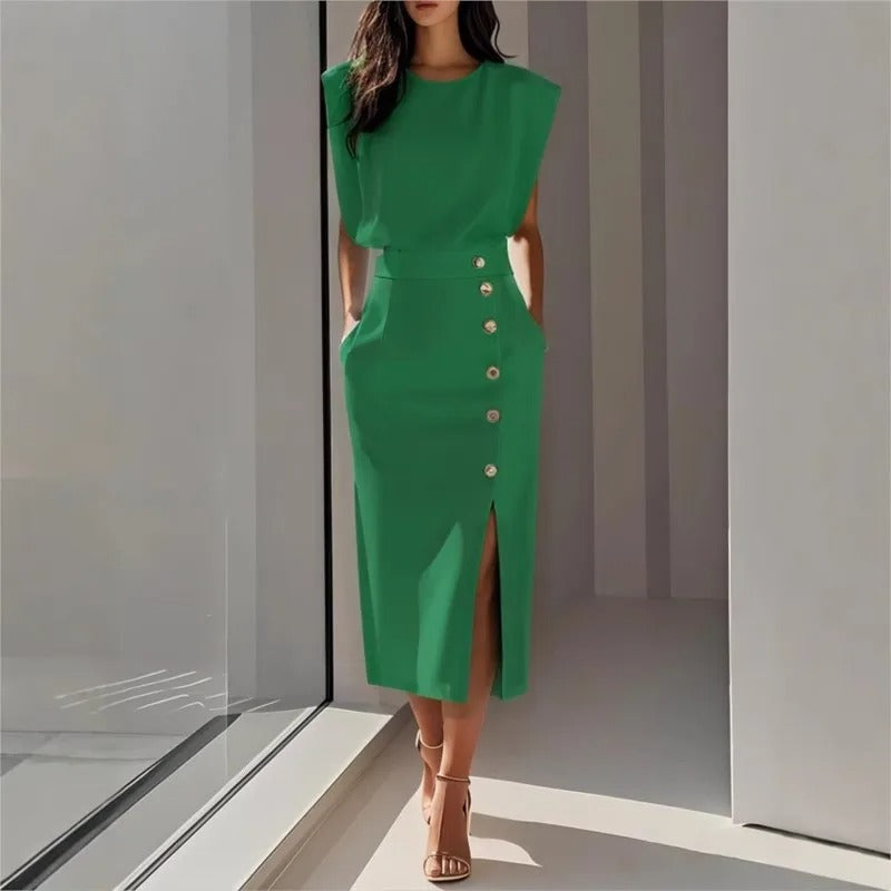 Chic Midi Dress Side Slit